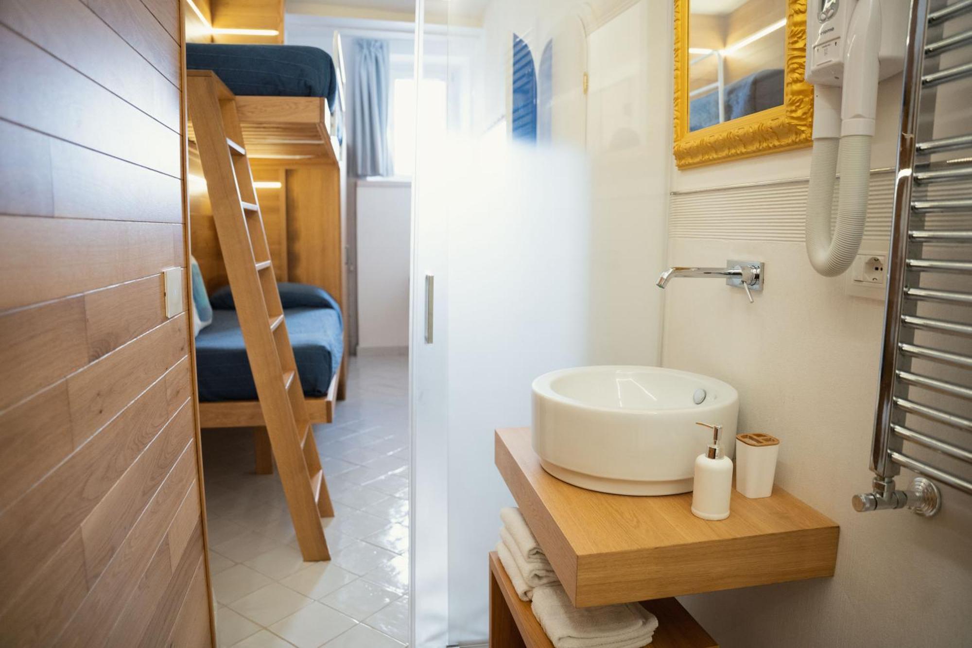 Ganimede Centro Storico Apartment Sperlonga Bagian luar foto