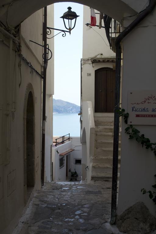 Ganimede Centro Storico Apartment Sperlonga Bagian luar foto